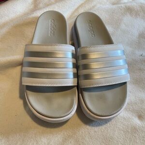 🩴2/$35 Adidas White and Silver Striped Slides